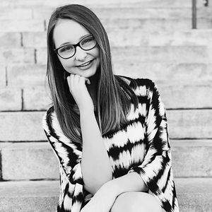 Meet your Posher, Lilly